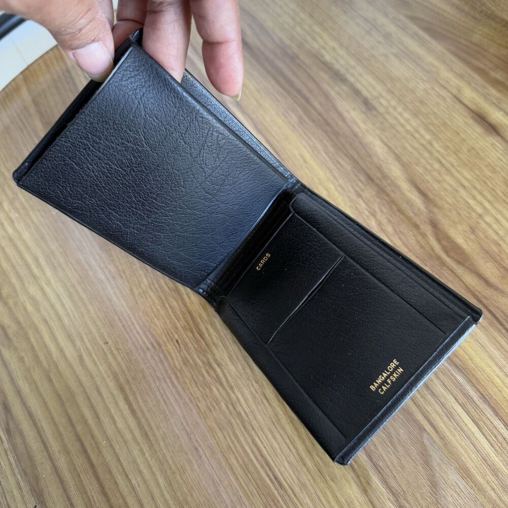 Calfskin Bifold Black Leather Wallet Calfskin Bangalore - Picture 6 of 9